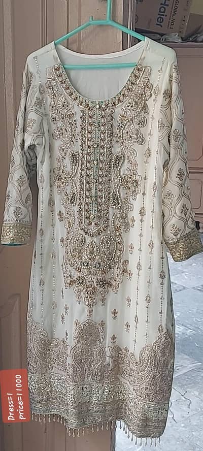 used stitched Female Dresses with Dopatta & Trousers | COD All Pak