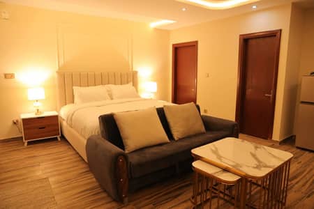 One bed apartment per day available Gulbarga green Islamabad