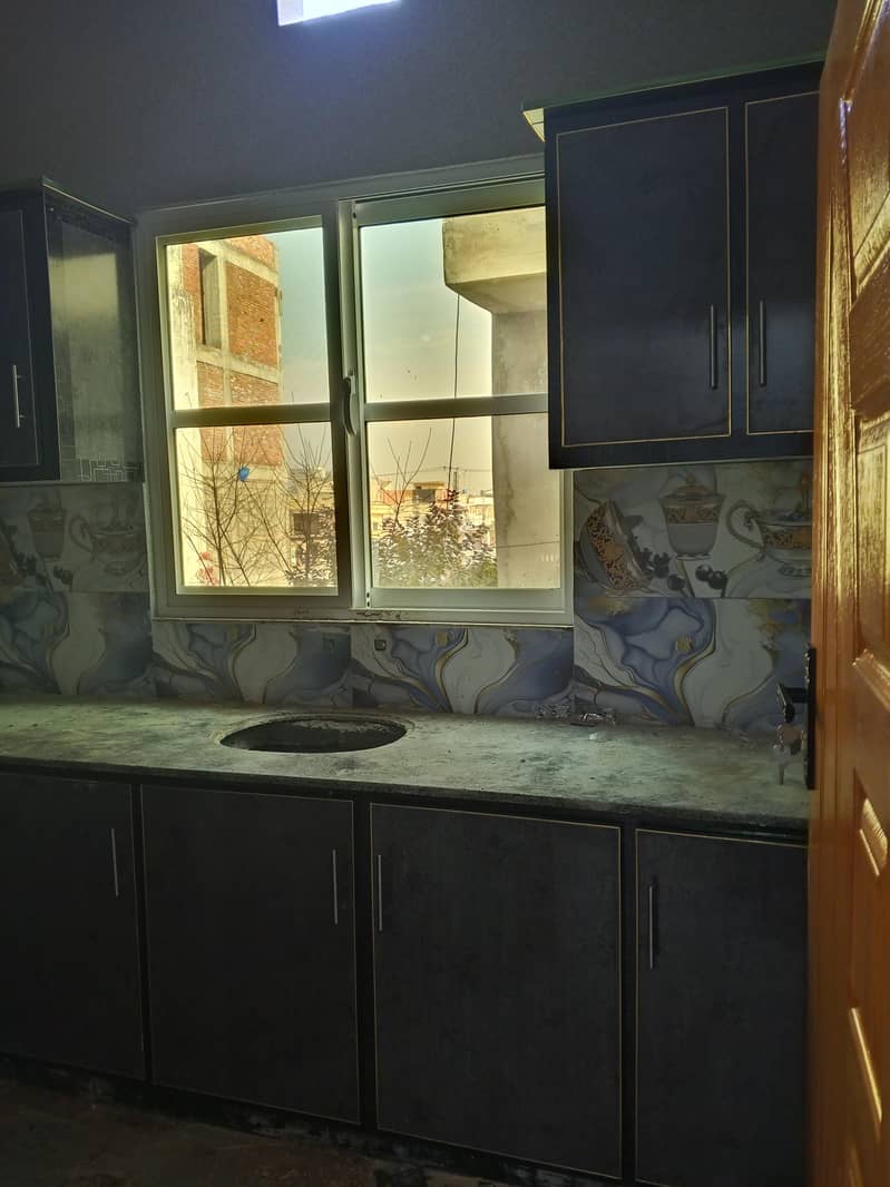 Flat for Bechlar,s 2