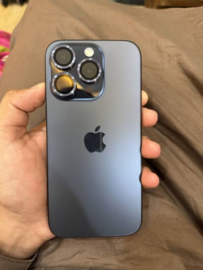 iPhone 15 pro (Blue Titanium)