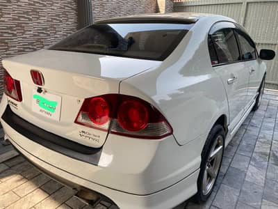 Honda Civic 2010 Full Option sunroof Total Genuine granted scratchless