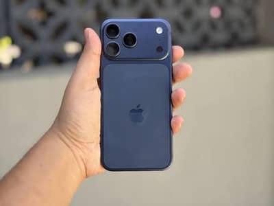 Iphone 17 pro max American dual sim Approved PTA Exchange possible