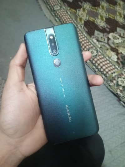 Oppo F11 pro 6 ram 128gb storage panel ka glass change ha