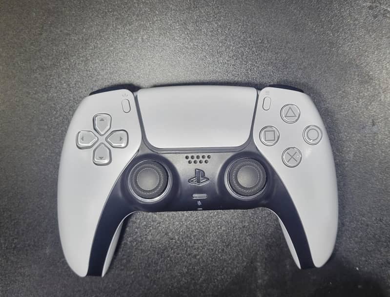 PS5 DualSense Wireless Controller 0