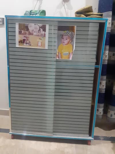 kids wardrob in good condition