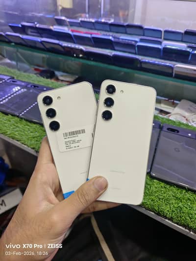 Samsung S23. Dual sim Approved, New condition water pack