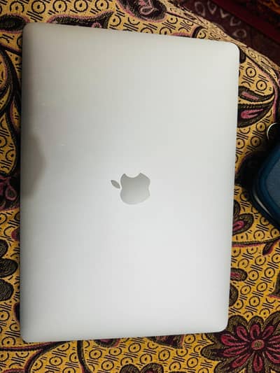 macbook air m1 in perfect condition
