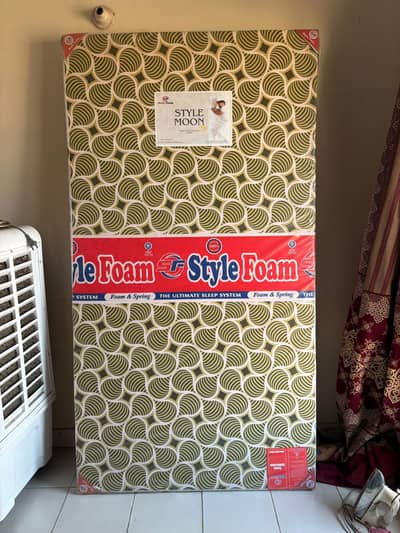 Single/ Double/ Medicated/ 2 in 1/ Soft/ Spring Mattress