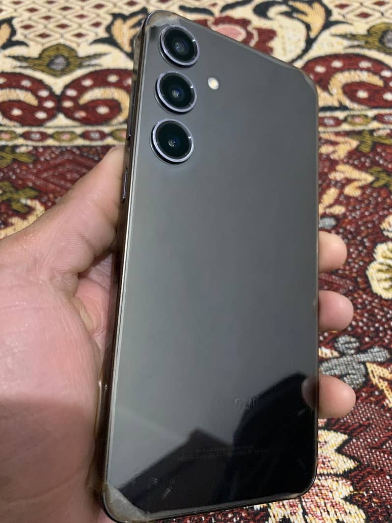 Samsung S24 plus 1