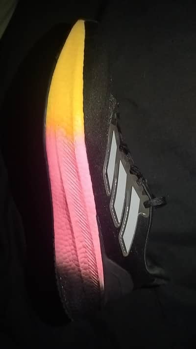 adidas ultrarun 5 premium class Ultra comfortable made in vatnam