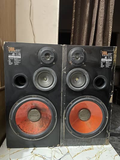 Jbl havy speakers
