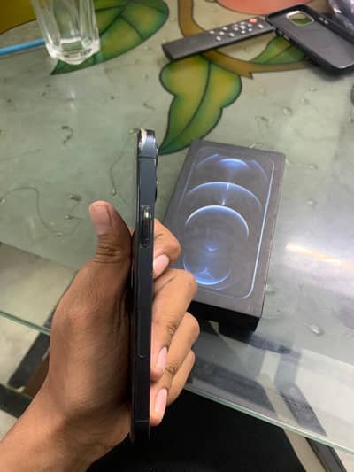 Iphone 12 pro Pta approved with box