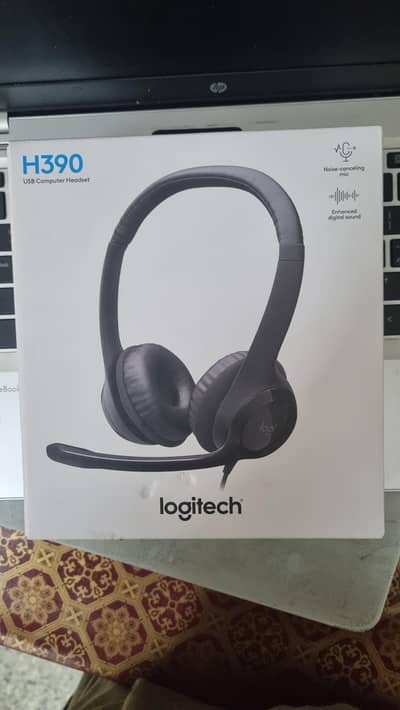 LOGITECH (H390)