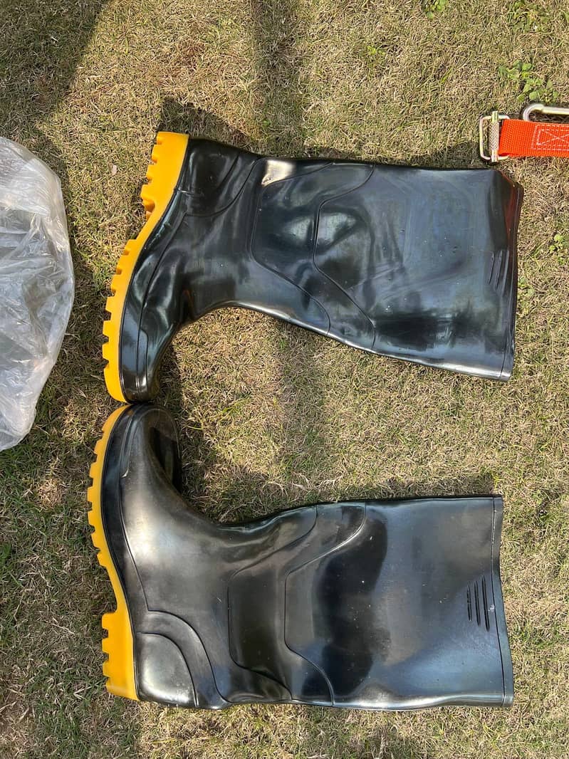 Construction materials 16