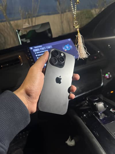 iPhone 16pro jv 128 gb black with box