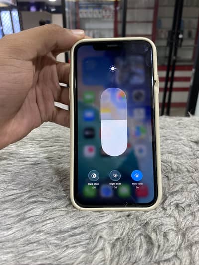 iphone 11 (128 GB )
