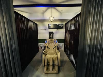 Zero gravity message and heating chair