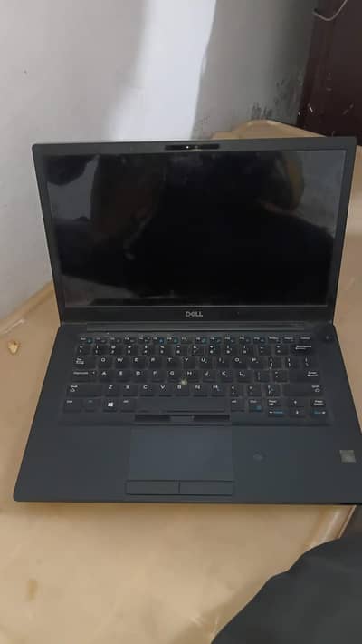 Dell Latitude 7490