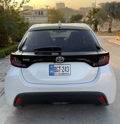 Yaris hatch 22/25 pushstart