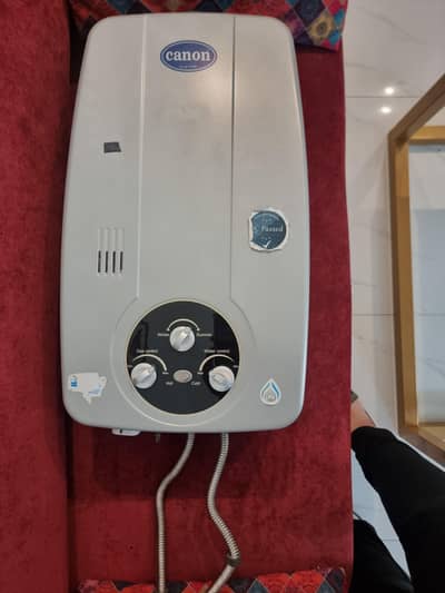 canon instant geyser 12 litre lpg