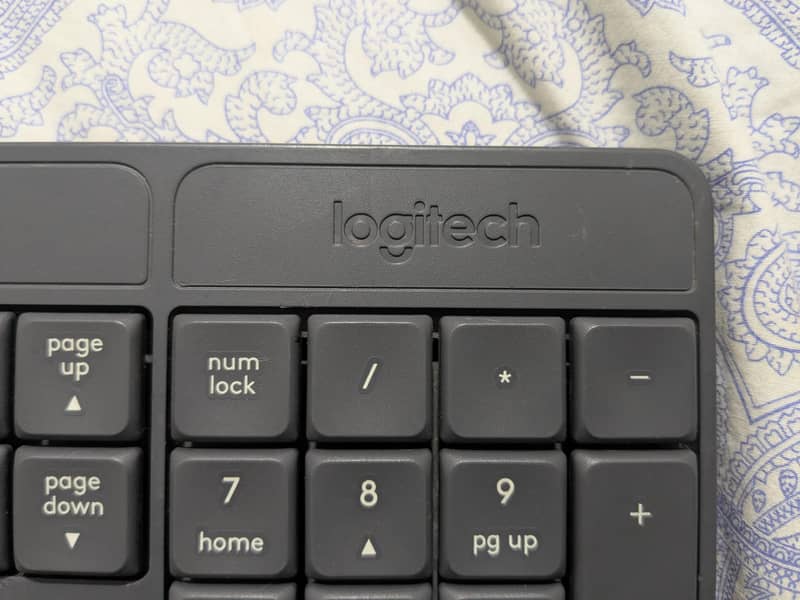 Logitech wireless Bluetooth keyboard 3