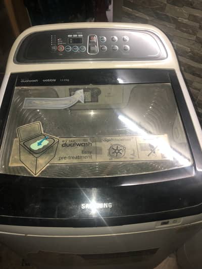 Selling lightly used automatic Samsung model no. WA11J5710SG 480W