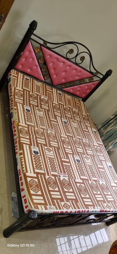 Queen Bed in good condition with mattress for sale