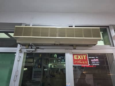 High Speed Air Curtain – Dust & Insect Protection