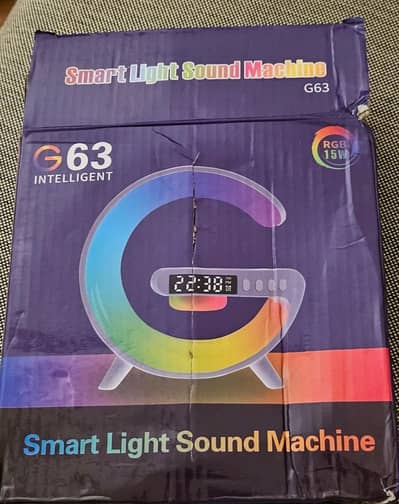 SMART TABLE LAMP WITH SPEAKER N WIRELESS CHARGER