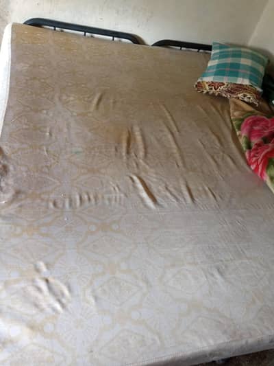 DuraFoam king size mattress 6*6.5 foot thickness 6 inch