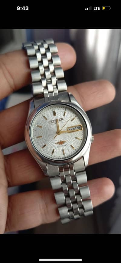 Original citizen eagle peakok dial