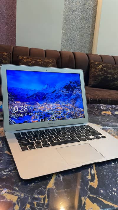 MacBook air 2011 4/128 SSD 14 inches