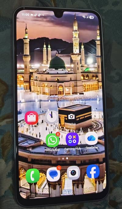 Samsung A 17 8 256 gb