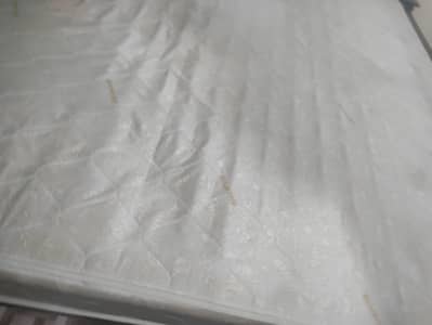 dimond spring mattress good condition
