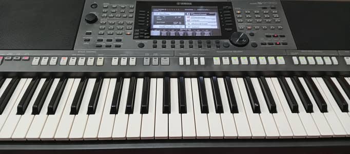 Yamaha PSR S770 Professional Piano Yamaha Keyboard Casio Korg Roland