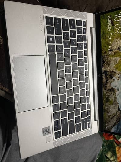 HP Elitebook corei5 10 generation 16gb ram 256ssd
