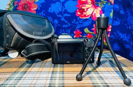 NIKON COOLPIX L120 DIGITAL CAMERA.