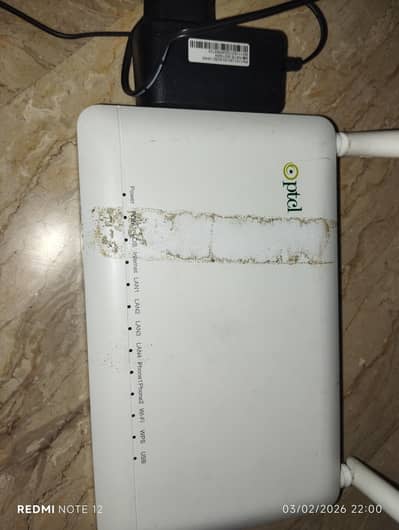 Flash fiber ptcl router+ modem condition 10/10.2 anteena with adopter
