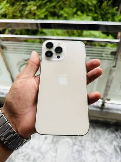 i phone 13 pro max  jv