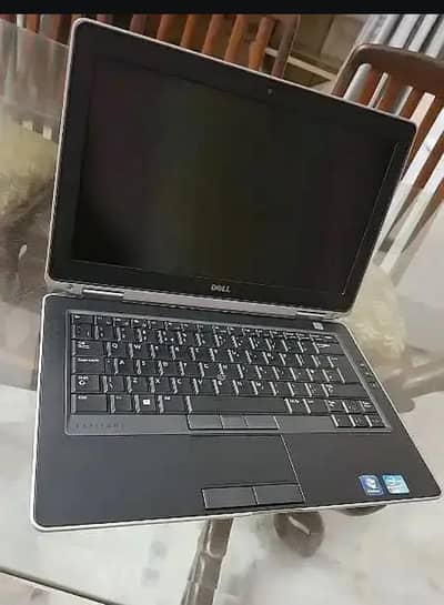 deel core I 5 16 gb ram512 gb SSD hard graphic card b laga howa