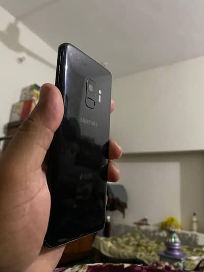 samsung s9 model ha 8by 10 condition ha