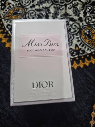 miss dior Dior 50 ML  women perfume original pac