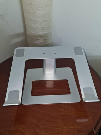 laptop stand