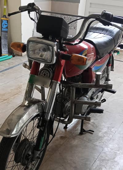Honda CD70 2012 - Original head, Excellent condition - Best price