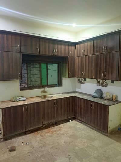 4.5 Marla 1st Floor Flat Available For Rent (Area Iqbal Park)