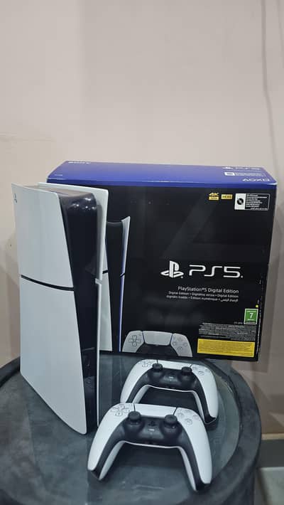 PlayStation 5 (PS5) 1TB Digital Edition | 2 Dual Sense Controllers