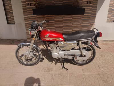 Honda 125  special addition  conf: 0319/0409/233