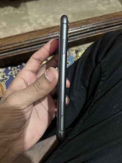 iPhone 11 waterpack 128 gb