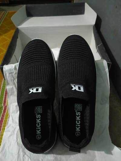 kicks NK shoes