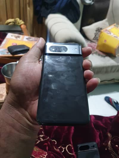 google pixel 8 black colour